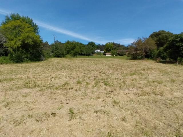 Terrain vente à Périgueux, Château-l'evêque