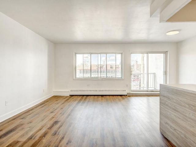 Apartment for rent in St. Leonard's, Quebec