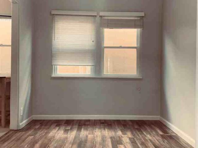 Apartment for rent in Glendale, California
