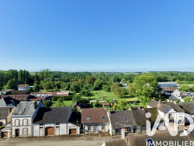 Maison vente à Château-Renard, Loiret