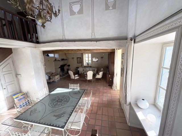 Château vente à Vernioz, Isère