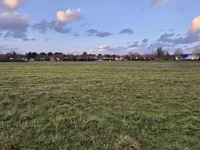 Terrain vente à Cognac, Châteaubernard