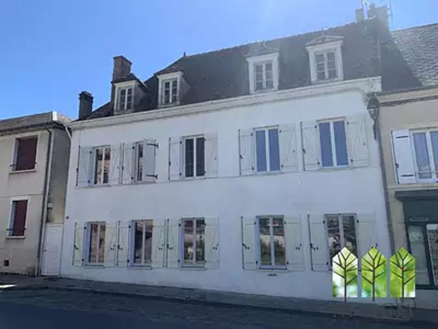 Maison vente à Saint-Amand-Montrond, Châteaumeillant