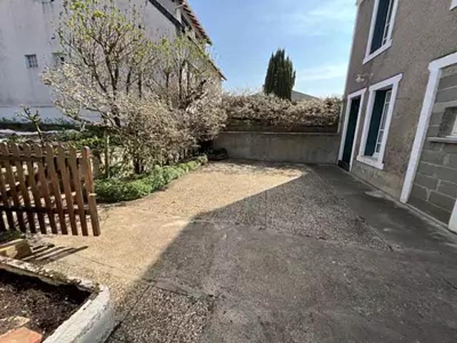 Maison vente à Saint-Amand-Montrond, Châteaumeillant