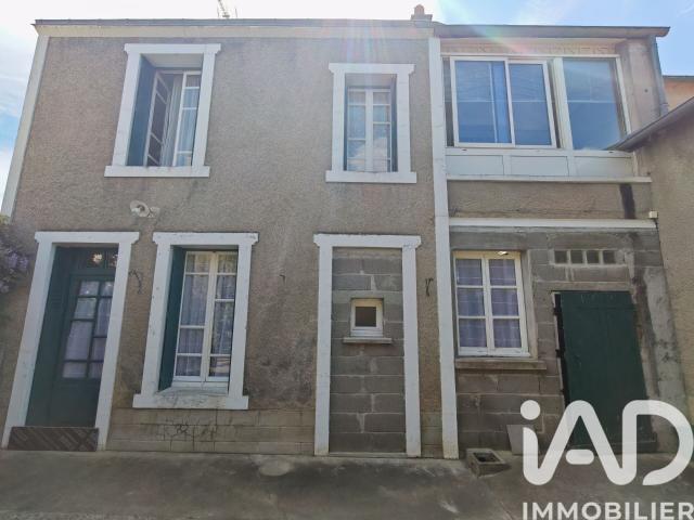 Maison vente à Saint-Amand-Montrond, Châteaumeillant