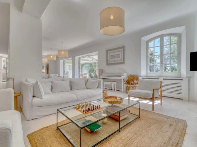 Maison location à Châteauneuf-Grasse, Alpes-Maritimes