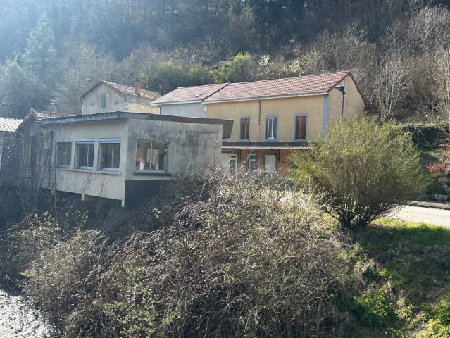 Maison vente à Riom, Châteauneuf-les-bains
