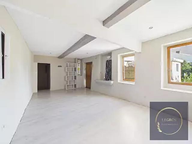 Maison vente à Arles, La Salle Les Alpes