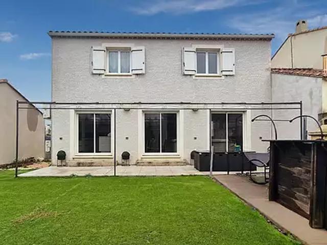 Maison vente à Arles, La Salle Les Alpes