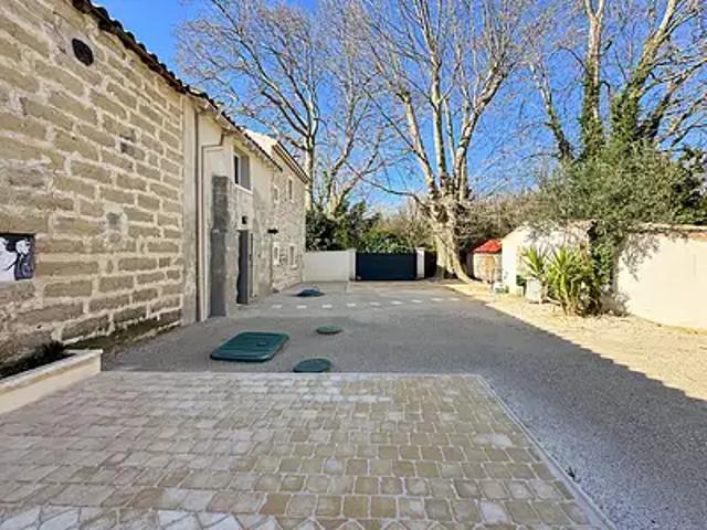 Maison vente à Arles, La Salle Les Alpes