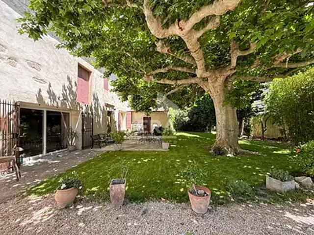 Maison vente à Arles, La Salle Les Alpes