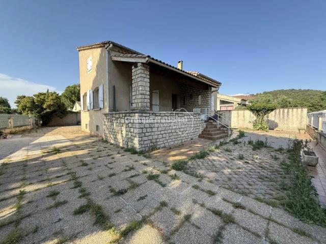 Maison location à Arles, La Salle Les Alpes