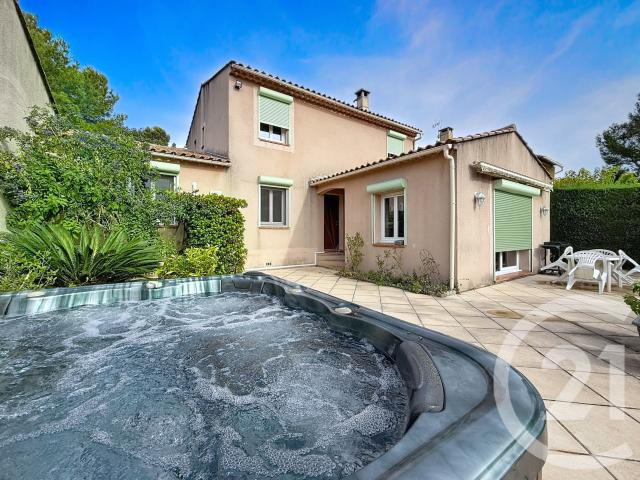 Maison vente à Arles, La Salle Les Alpes