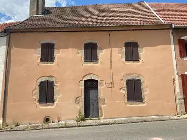 Maison vente à Châtel-montagne
