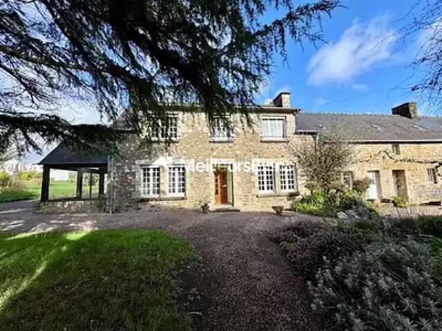 Maison vente à Guingamp, Bretagne