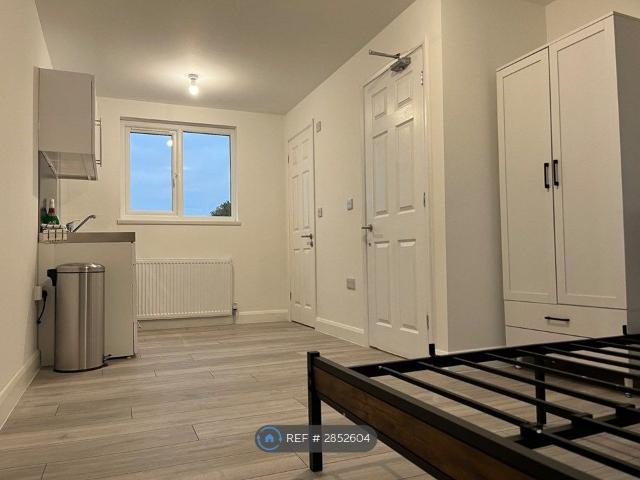 Room for rent in Chatham