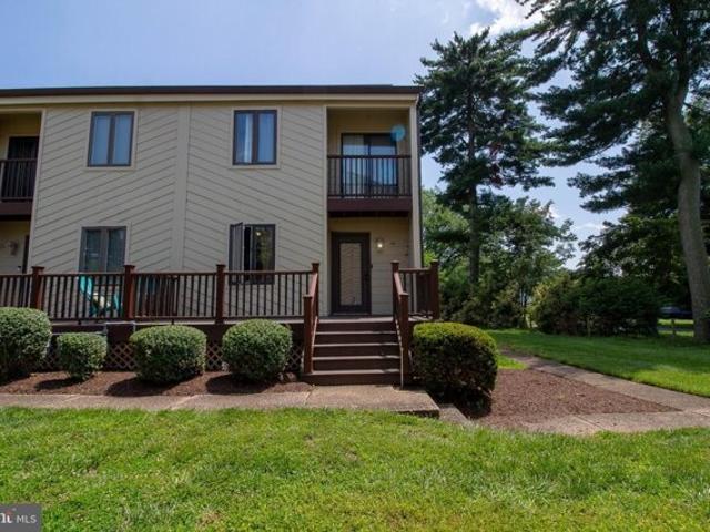 Condo for sale in Dover