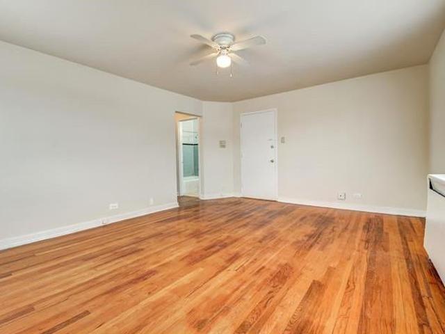 Apartment for rent in Chicago Park, Illinois