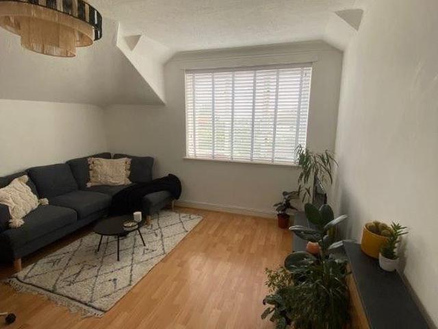 Apartment for rent in Luton, Chatham