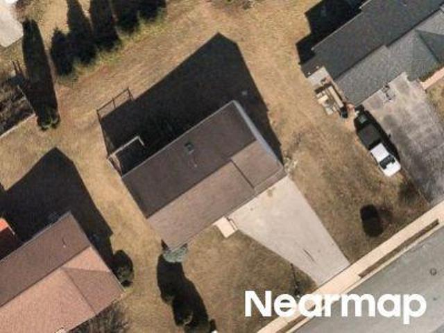House for sale in Red Lion