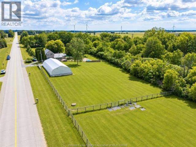 House for sale in Chatham–kent, Ontario