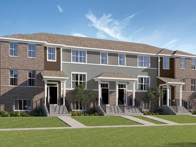 Townhouse for sale in Mchenry, Illinois