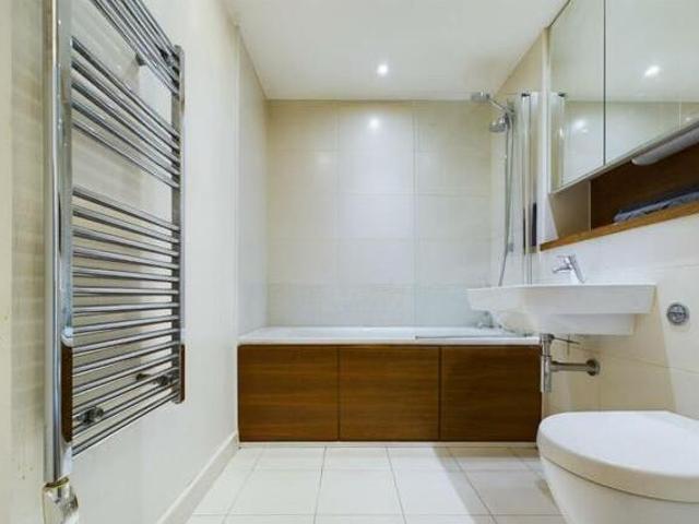 House for sale in Brompton, Gillingham