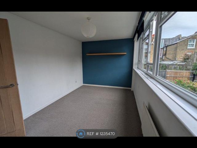 Room for rent in London Borough of Wandsworth, Greater London