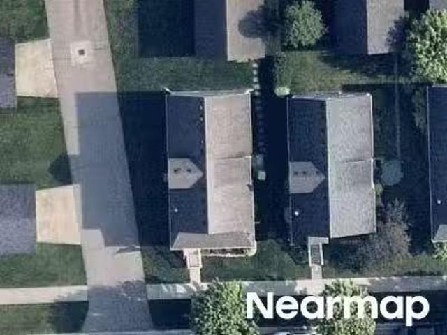 House for sale in Macomb