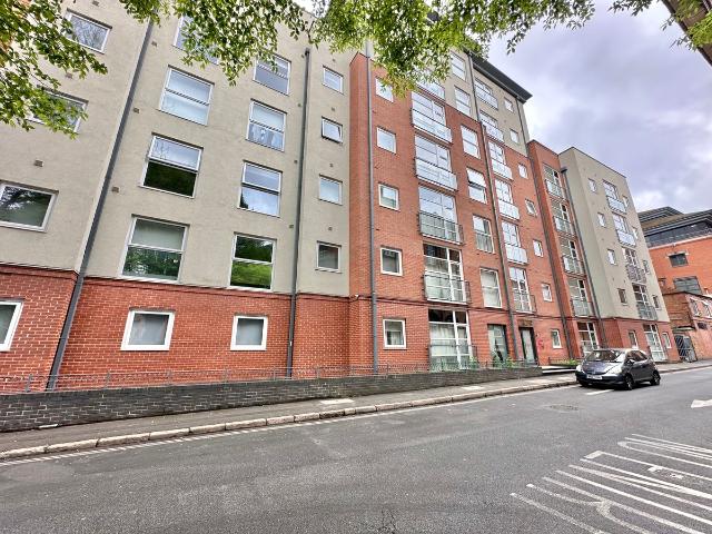 Studio for rent in St Matthew's, Old Wharf