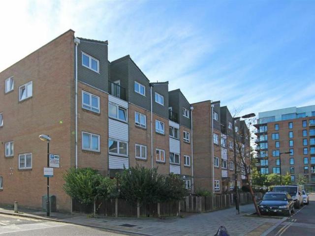 House for rent in Walworth, Greater London