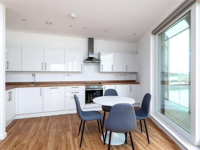 Apartment for rent in Brompton, Gillingham