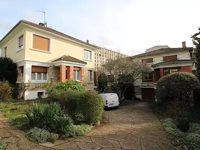 Maison vente à Antony, Châtillon