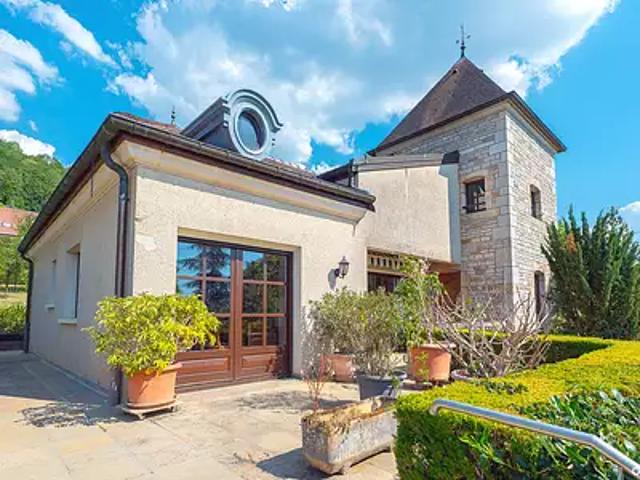 Maison vente à Cayenne, Châtillon-le-Duc
