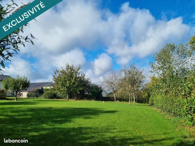 Terrain vente à Châtillon-sur-Colmont, Mayenne