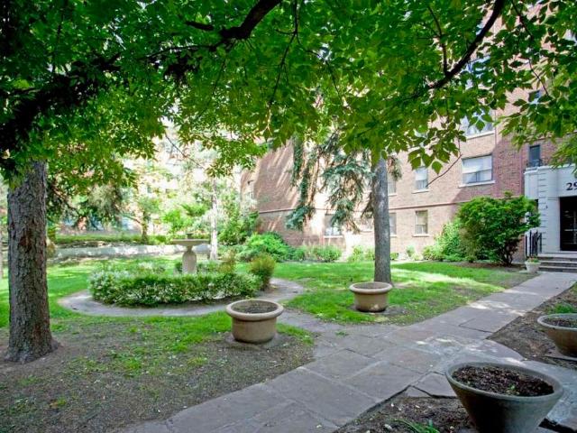 Apartment for rent in Woburn, Ontario