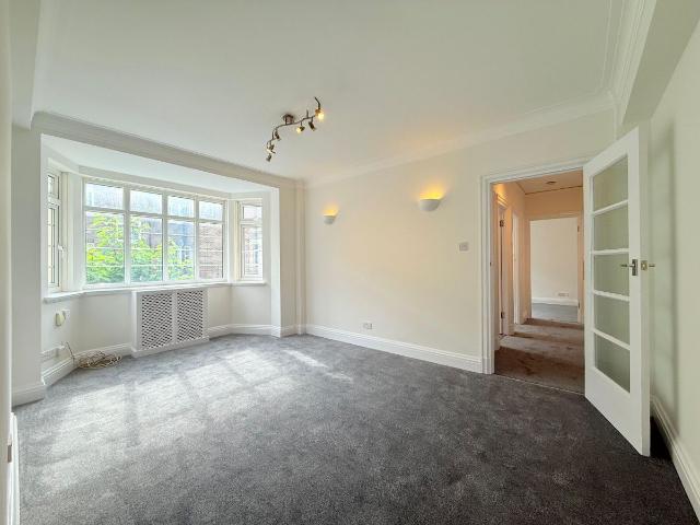 Apartment for rent in Earl's Court, Greater London