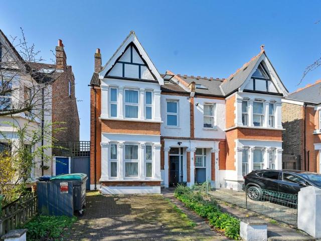 Apartment for rent in London Borough of Ealing, Greater London
