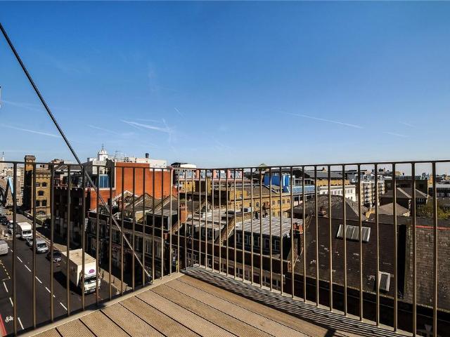 Apartment for rent in The Borough, Greater London