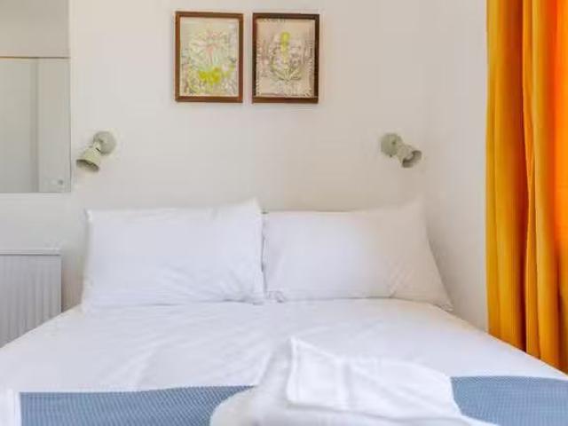 Apartment for rent in Homerton, Greater London