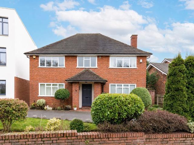 House for rent in London Borough of Ealing, Park Royal