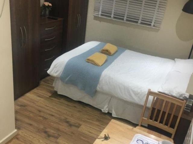 Studio for rent in Mapesbury, Greater London