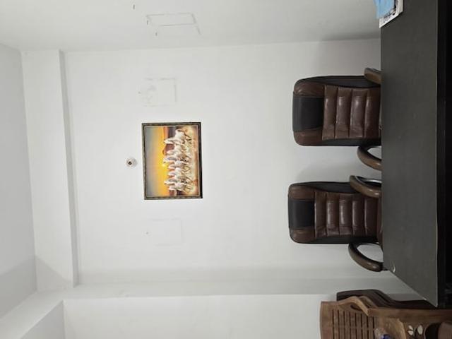 Commercial for sale in Deri