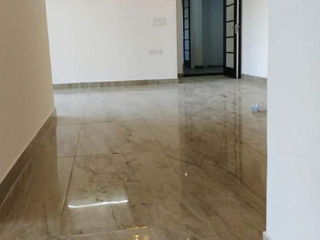 Property for rent in Deri