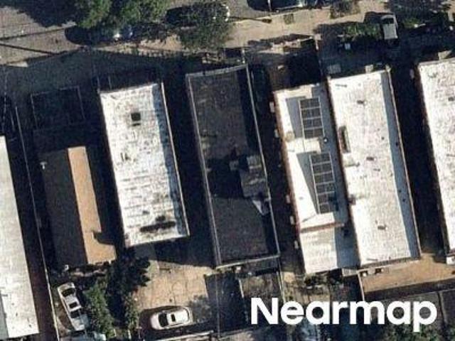 Property for sale in The Bronx, Arverne