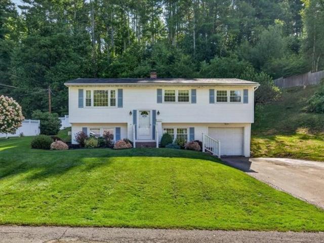 House for sale in Proctor, Rutland County