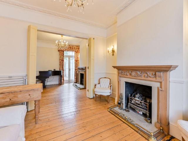 House for rent in Clapham Junction, Greater London