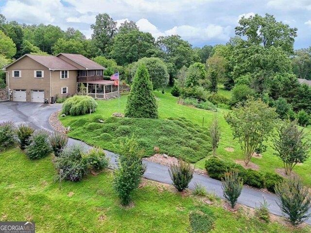 House for sale in Hayesville