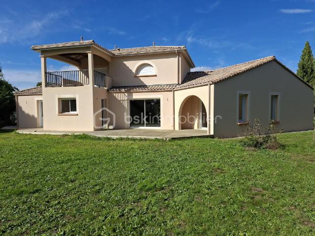 Château vente à France métropolitaine, Chauché