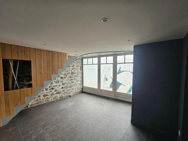 Immeuble vente à Chaudes-aigues